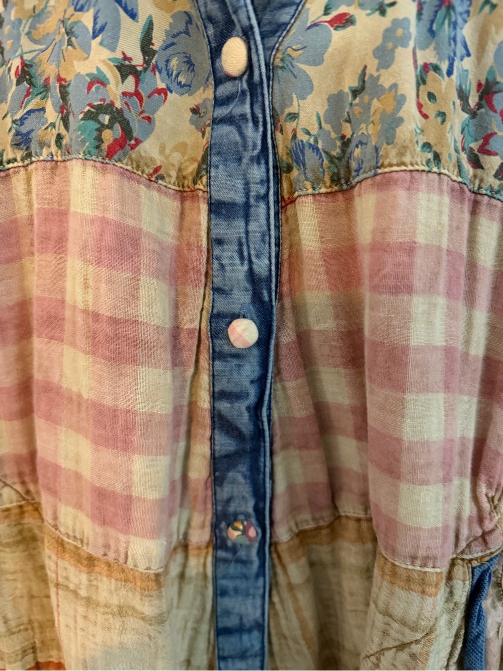 Young Threads Patchwork Rodeo Top Size Medium - Picture 4 of 6